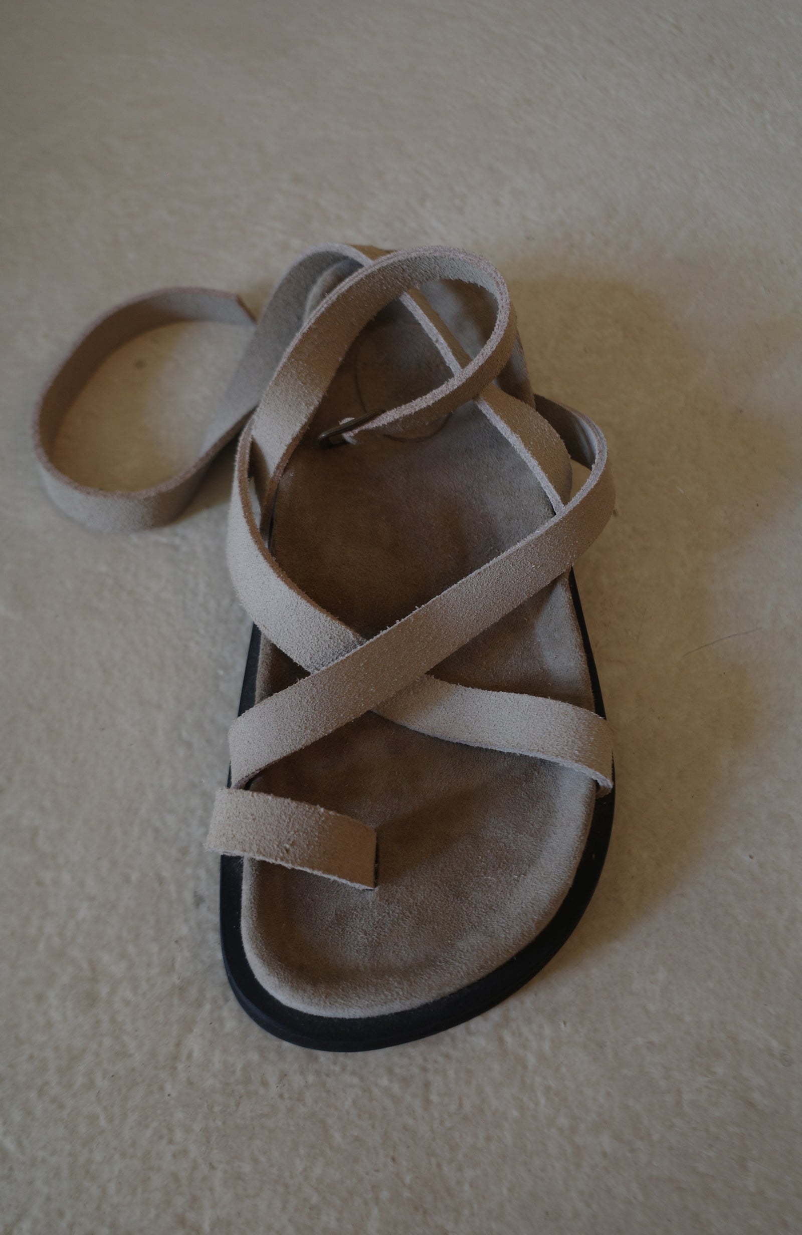 The Slim Leni Sandal | Stone Suede