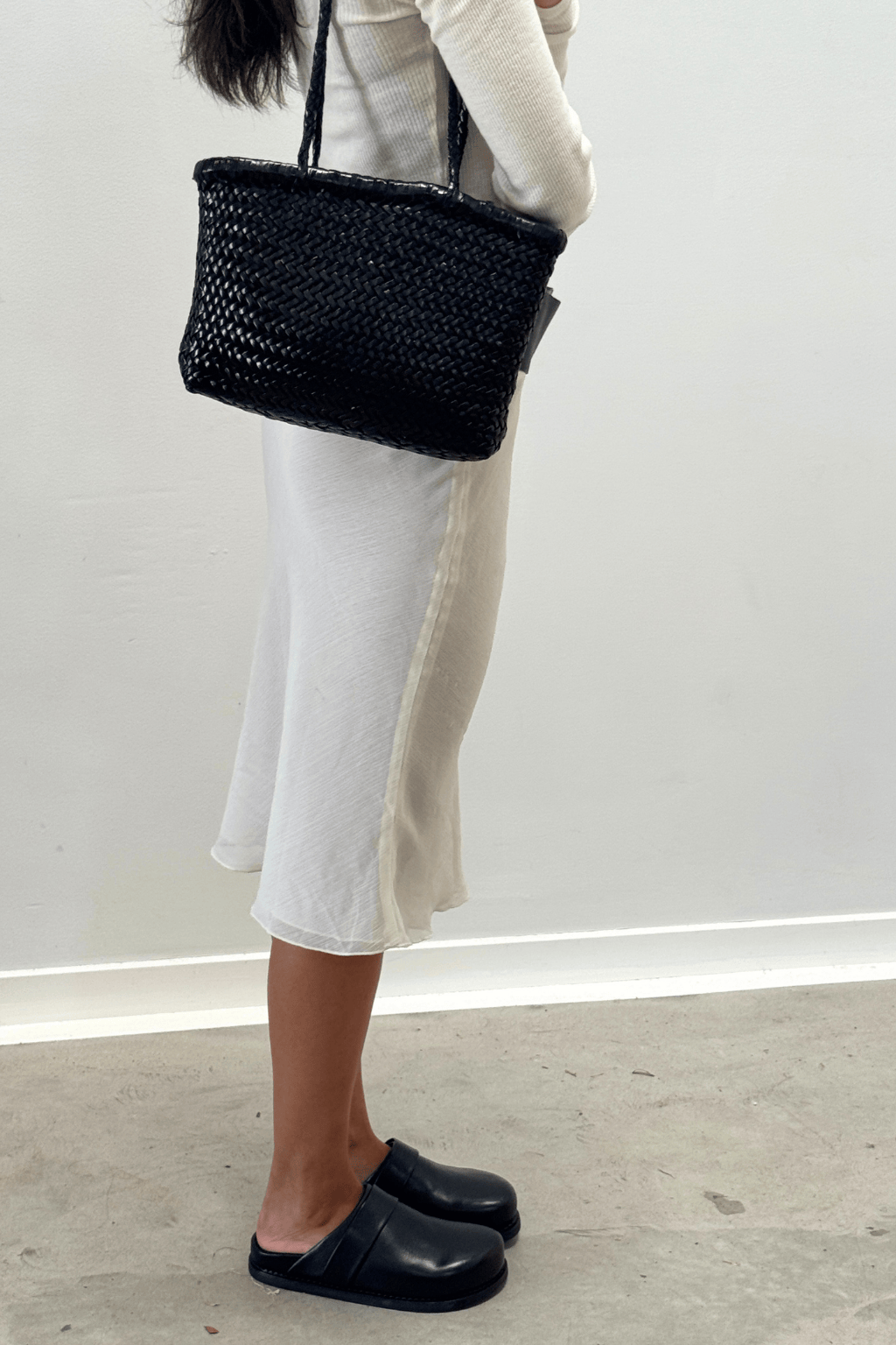 La Pareo Woven Mini Carry All | Black - La Pareo