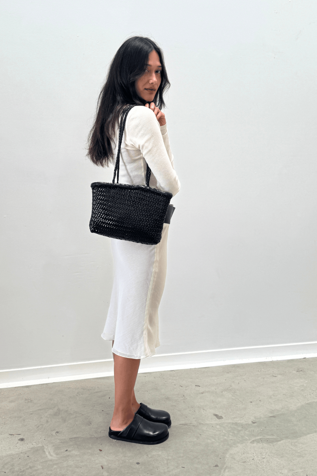 La Pareo Woven Mini Carry All | Black - La Pareo