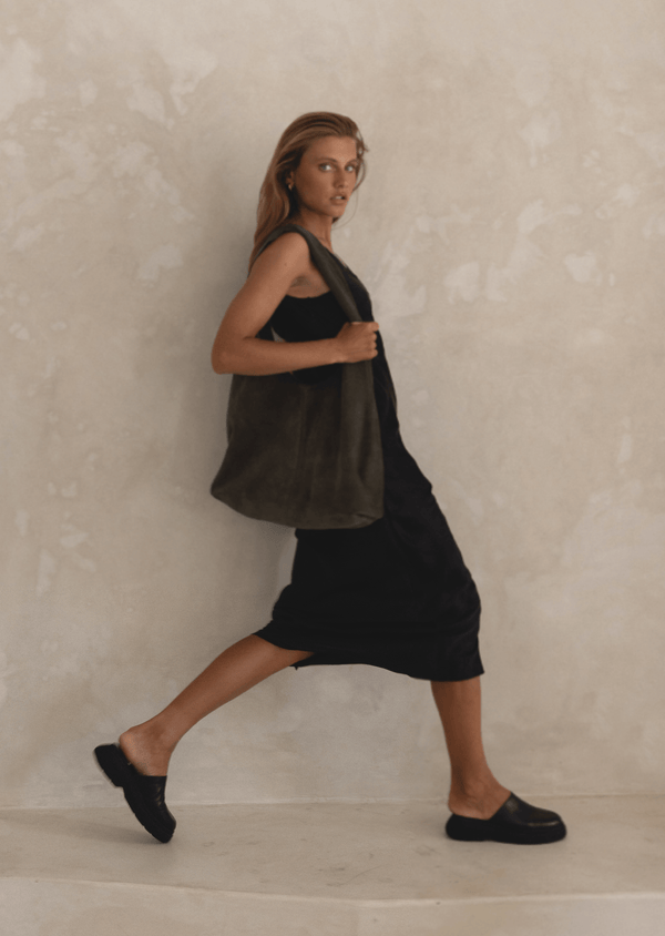 The Clover Slouch Bag | Black Leather