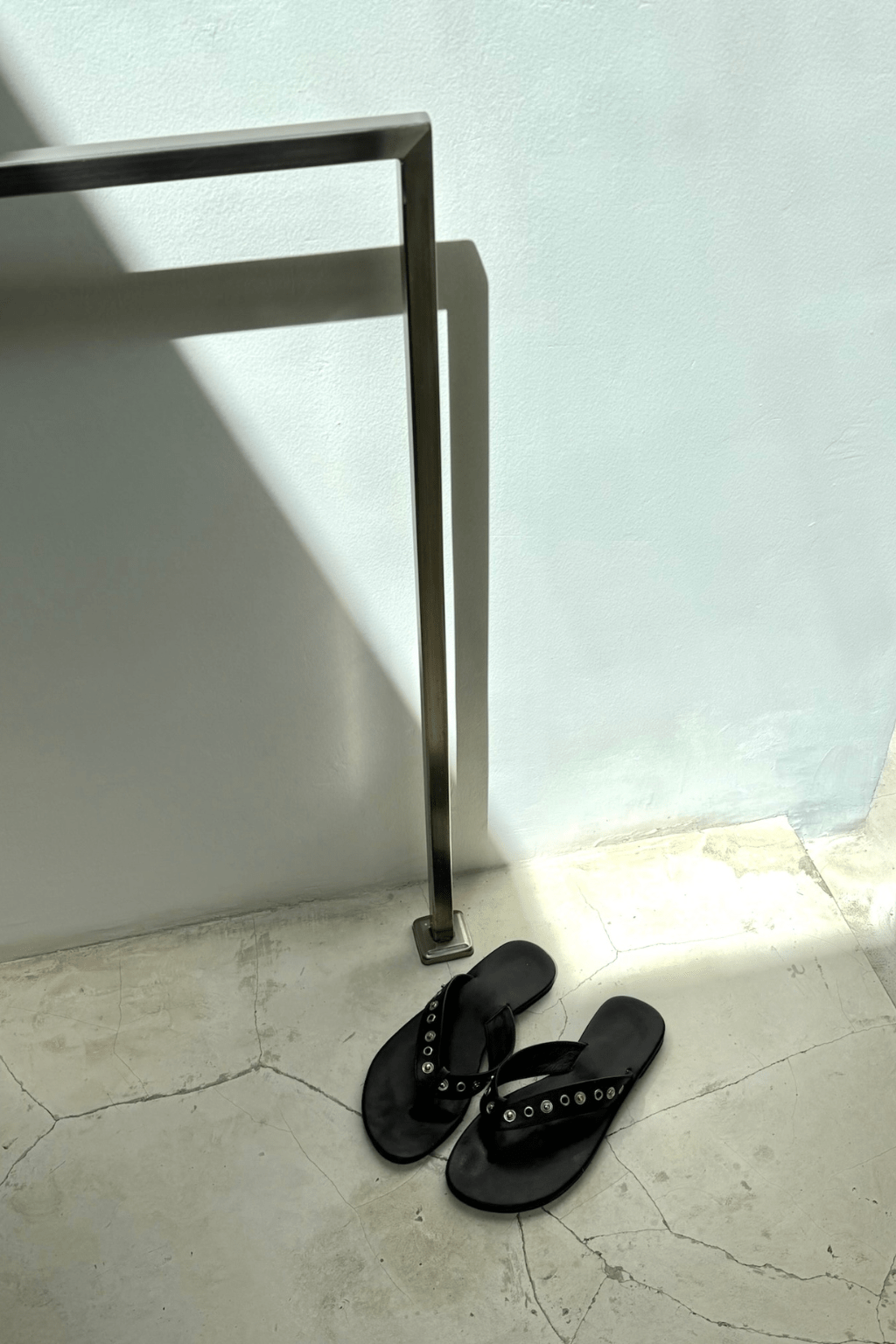 The Iro Studded Thong | Black - The Bali Tailor