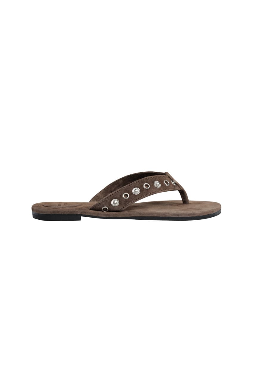 The Iro Studded Thong | Cocoa Suede - The Bali Tailor
