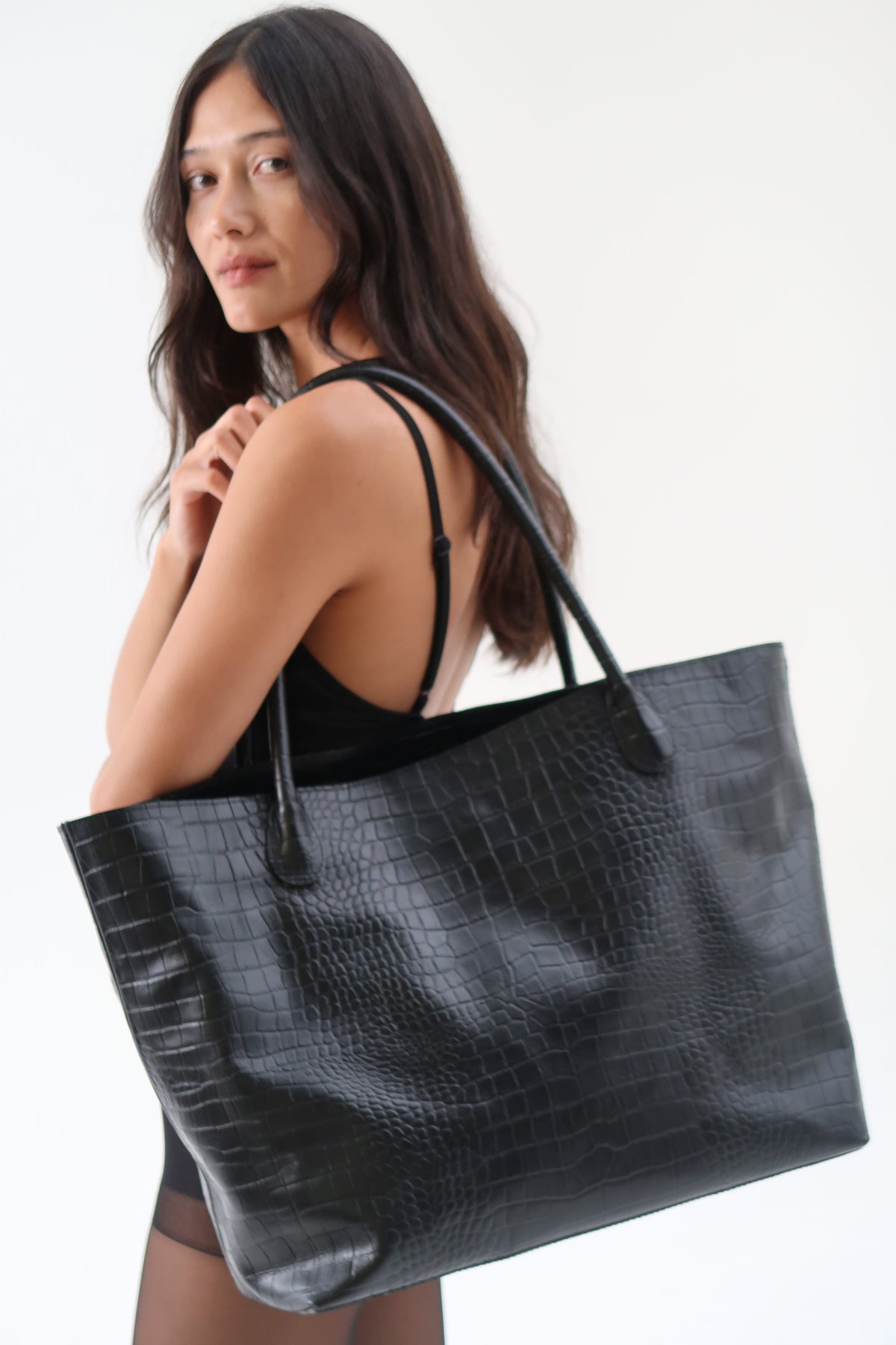 The Nyra Tote Bag | Black Croc - The Bali Tailor