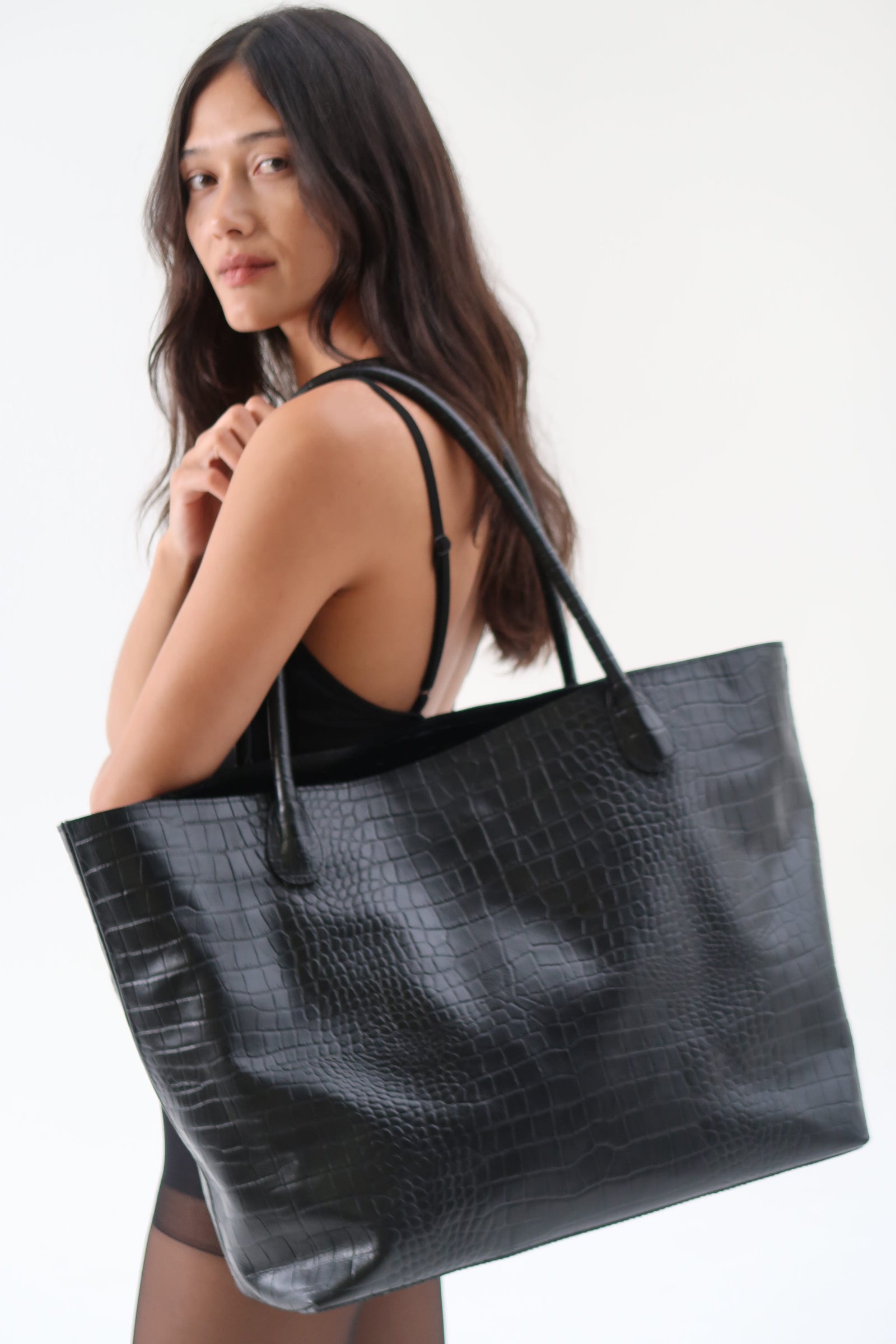 The Nyra Tote Bag | Black Croc - The Bali Tailor