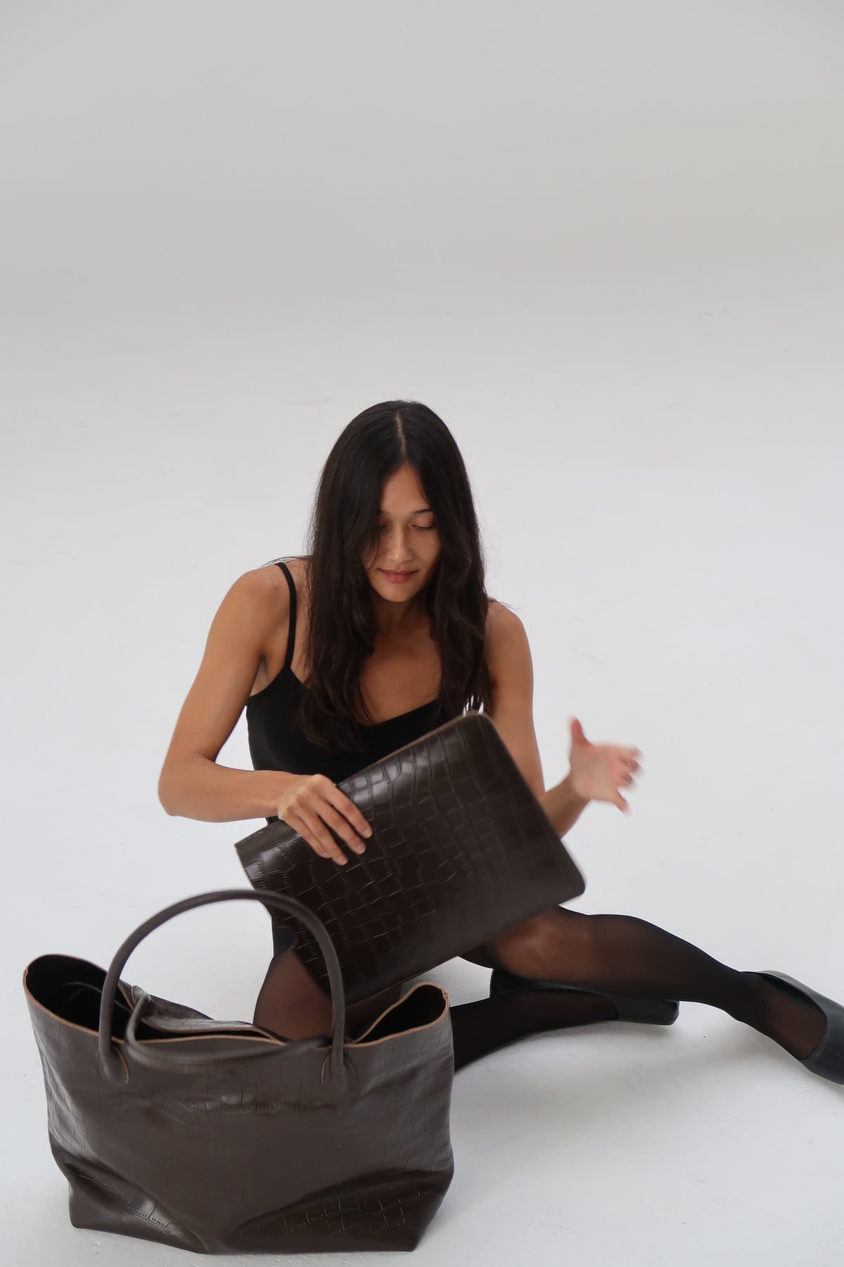 The Nyra Tote Bag | Chocolate Croc - The Bali Tailor