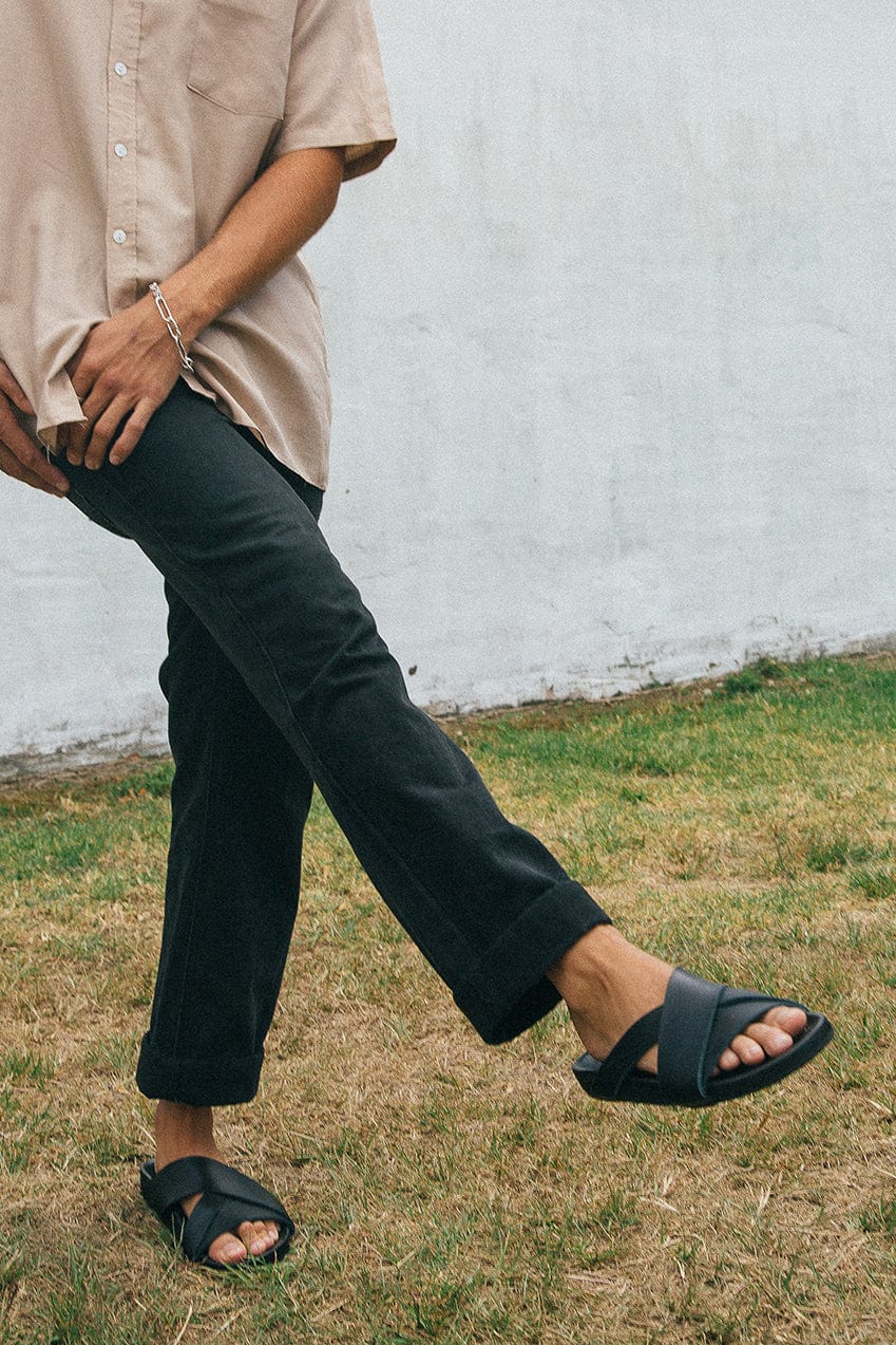 The Blake Slide | Black | The Bali Tailor | Image 1