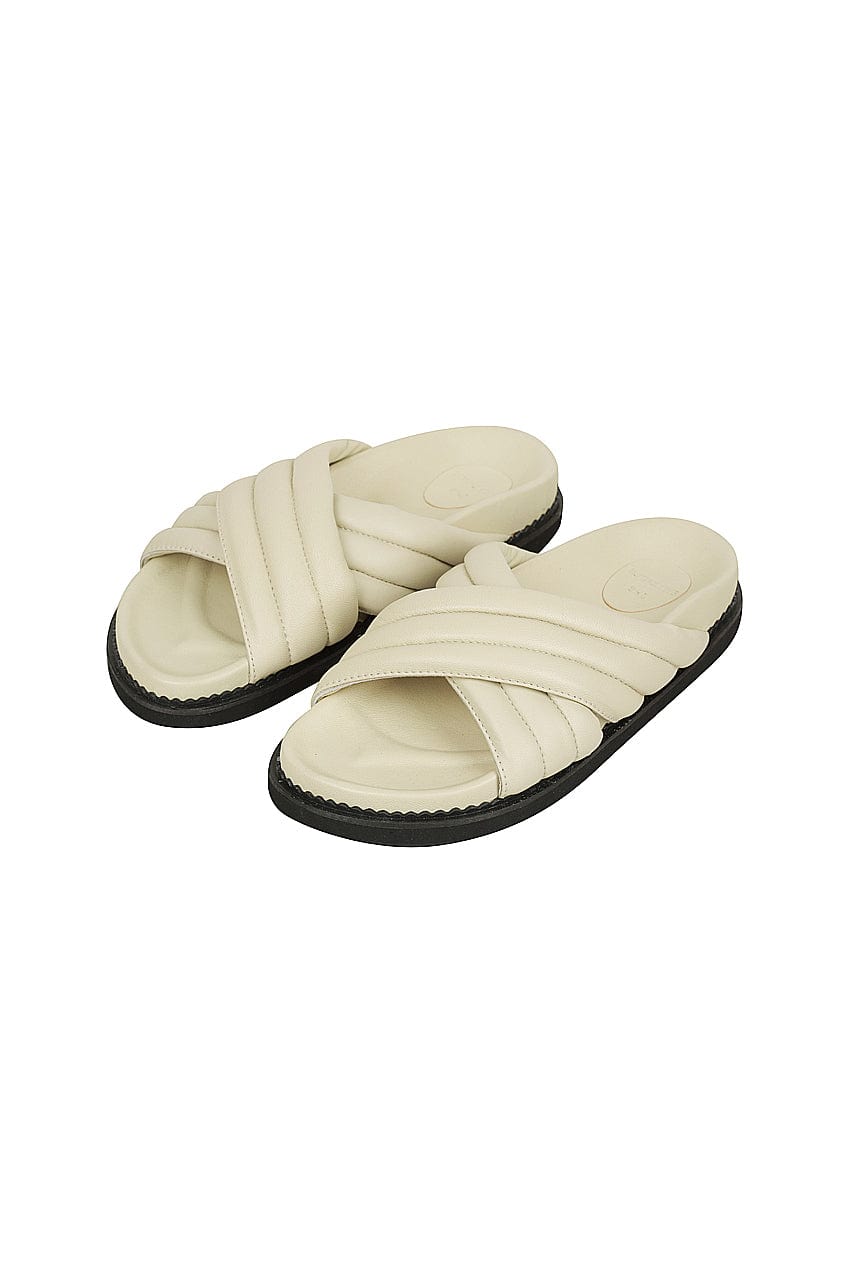 The Oska Slide - The Bali Tailor